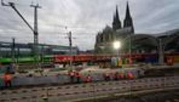 Bahn: Kein ICE nach Köln Hauptbahnhof: Bahn startet Bauarbeiten