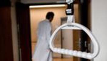 Pflegepersonal: Zahl der Altenpfleger steigt trotz höherer Löhne nicht