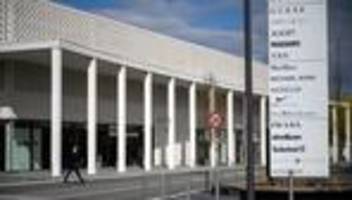 Schwerer Diebstahl: Luxusdiebstahl - Polizei fasst Täter mit präparierter Tasche