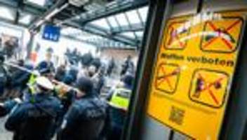 Sicherheit an Bahnhöfen: Verstärkte Kontrollen am Hamburger Hauptbahnhof