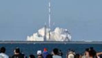 Raumfahrt: Blue Origin gelingt erstmals Landung unterer Raketenstufe