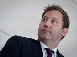 bundeshaushalt 2026: fotos, urlaubsziele und 525 milliarden euro