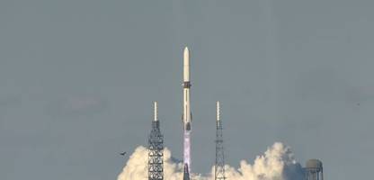 Blue Origin: Rakete von Jeff Bezos gelingt Rückkehr