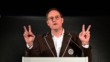 FC St. Pauli: Wiederwahl von Oke Göttlich – bleibt er noch länger?