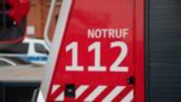 Notfall: Feuer in Kreuzberger Hochhaus - Unrat brennt im Keller