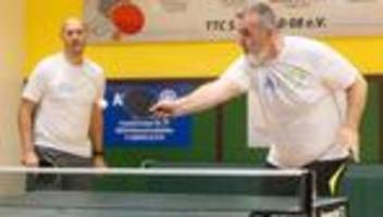 Team Thüringen: Kelle statt Kabinett: Minister Schütz bei Tischtennis-Match