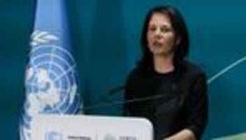 Weltklimakonferenz: Baerbock auf UN-Klimagipfel: Größte Bedrohung unserer Zeit