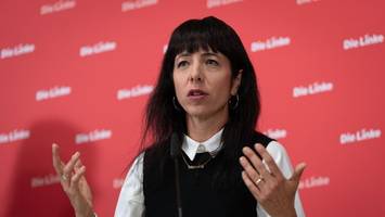 „Elif für Berlin“: Eralp per Beifall zur Linken-Spitzenkandidaten gekürt