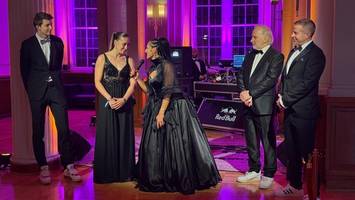 lackschuhe verboten: im roten rathaus steigt berlins erster hip-hop-ball