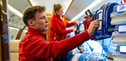beruf flugarzt: patientenbetreuung in umgebauten flugzeugen