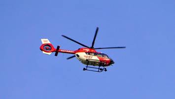 Schwerer Unfall auf der A23 – fünf Verletzte kommen ins Krankenhaus