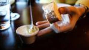 Einzelhandel: Butterpreis sinkt weiter