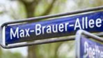 Verkehrsunfall: Unfall an Kreuzung in Altona - Mann schwer verletzt