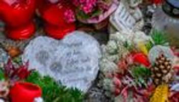 Volkstrauertag: Aufruf zu Einsatz für Frieden und Demokratie auf