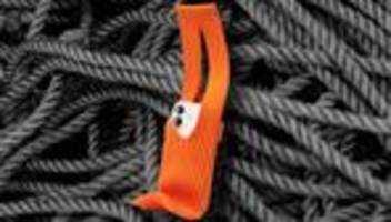 iphone pocket: dann hat’s wenigstens das iphone schön warm