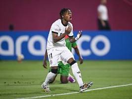 Titelverteidiger böse überrascht: WM-Debakel: Trainer zerlegt desolate DFB-Junioren