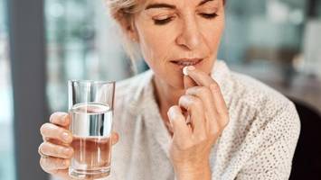 Statine gegen Cholesterin: Pharmakologe warnt vor Einnahme mit Saft