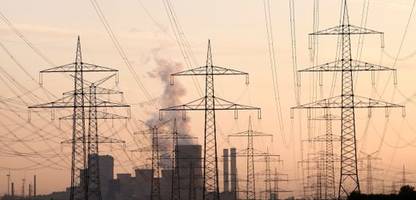 Strom und Gas: Preisänderungen bei Grundversorgern begünstigen Millionen Haushalte