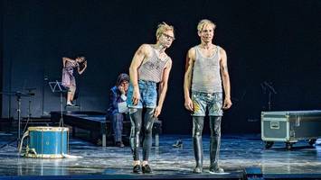 Erschütternd und aufrüttelnd: „Das große Heft“ am Schauspielhaus