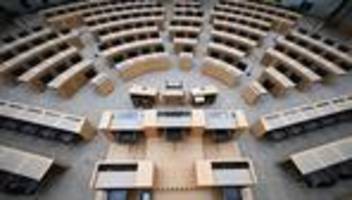 Korruptionsverdacht: Korruptionsskandal in Stuttgart: Landtag prüft Sondersitzung