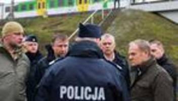 Polen: Polnische Regierung spricht nach Explosion an Bahnstrecke von Sabotage