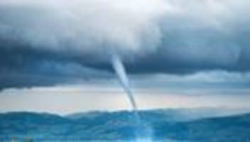Wirbelwinde: Mindestens vier Tornados fegen 2025 durch Bayern