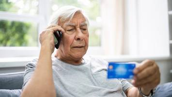 Hamburger gibt sich als Bankmitarbeiter aus – 39.000 Euro erbeutet