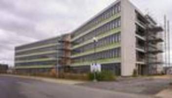 baustelle steht still: landesuntersuchungsamt: ein neubauprojekt mit tücken