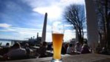 Getränke: Gesundheitstrend macht Bayerns Brauern und Winzern Sorgen