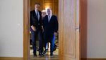 kanzlerbesuch: bund und land sehen gute zukunft für sachsen-anhalt