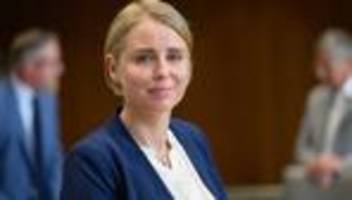 Mögliche Anklage: Landtag in Hannover hebt Immunität von AfD-Abgeordneter auf