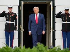 Vor allem wegen Epstein: Trumps Umfragewerte rutschen in den Keller