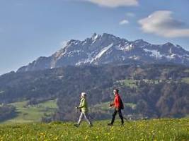Vorbild Österreich oder Schweiz?: So erzielen unsere Nachbarn höhere Renten
