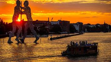 lärm durch partyboote in berlin – das ist die bußgeld-bilanz