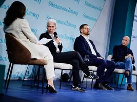 verteidigung: „am montag stehen alle gewehr bei fuß“