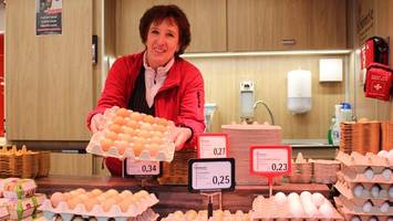 Schönecke auf Harburgs Wochenmarkt: Warum sich Geflügelhof rar macht