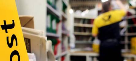 ein postbote packt aus: „die arbeit ist für viele kaum noch zu schaffen“