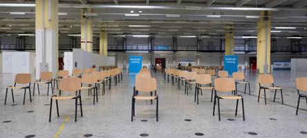 Millionenrisiko für die Stadt Augsburg: Stadtrat wittert „Skandal“ ums Impfzentrum