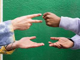 Spieltheorie: So gewinnt man bei „Schere, Stein, Papier“