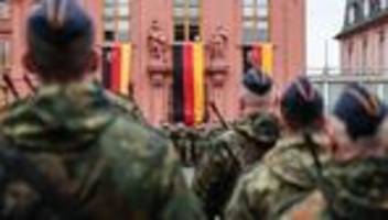 bundeswehr: landtagspräsident für pflichtjahr am gemeinwesen
