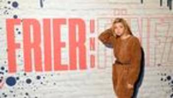 Medien: Frier und Fünfzig - Annette und die Wechseljahre