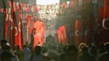 Ungeklärter Tod in Istanbul: Vergiftet? Hamburger Vater in Türkei beigesetzt