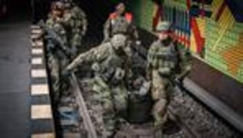 Bundeswehrübung: Feuergefecht im U-Bahn-Tunnel