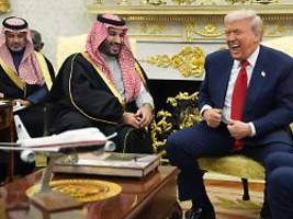 Galadinner mit Musk und Ronaldo: Trump: Saudi-Arabien wird wichtiger Nicht-Nato-Verbündeter