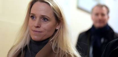 hamburg: christina block - neue frau ihres ex-manns sagt in prozess aus