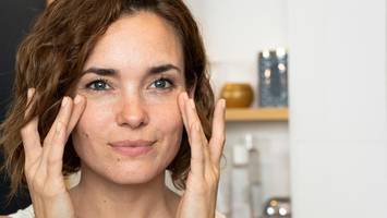 Trockene Haut im Winter? Hautarzt verrät, was wirklich hilft