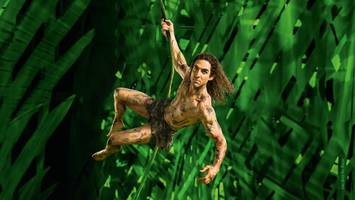 disneys musical tarzan ist endlich wieder in hamburg zu sehen
