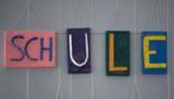 flüchtlinge: kritik an willkommensschulen für geflüchtete in berlin