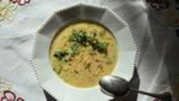 Vegane Avgolemono: Bringen Sie sich in Löffelchenstellung, es gibt Suppe