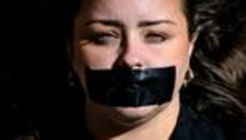 Femizide: Wer sind die Männer, die ihre Partnerinnen töten?